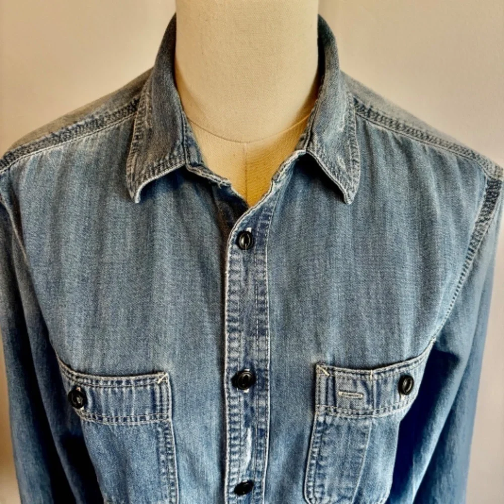 GAP, Women's Distressed Blue Denim, Long Sleeve, Button Down Shirt, SZ SM - Picture 3 of 7